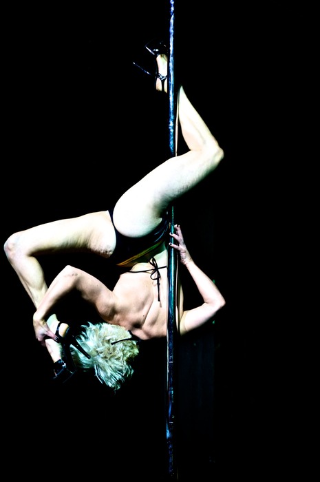 Pole dancing 12